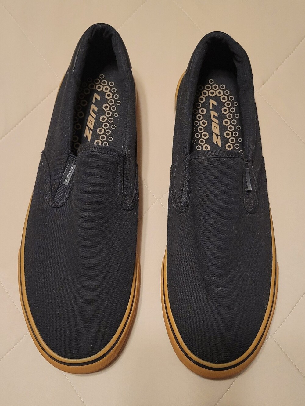 Lugz Clipper Men's Slip On Sneakers Black Gum NWOB Size 11.5